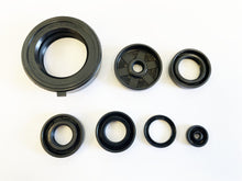 Load image into Gallery viewer, 1972-76 Honda XL250 Engine Oil Seal Kit Set/7 - Aftermarket Replacement | 91203-292-003