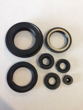 Load image into Gallery viewer, Honda CB650 CB650C CB650SC Engine Oil Seal Kit