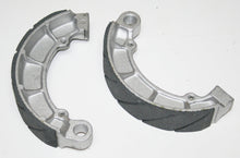 Load image into Gallery viewer, Honda CB750 CB650 Deluxe Rear Friction Shoe Set - Replaces Honda OEM 06430-393-405