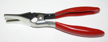 Load image into Gallery viewer, Universal Hose Remover Pliers